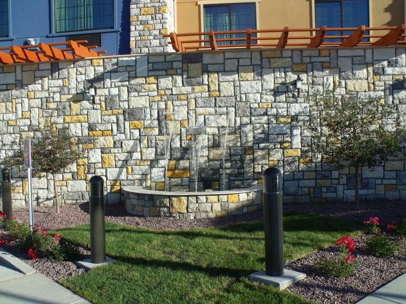 Best Western Plus Emerald Inn & Suites Garden City Εξωτερικό φωτογραφία